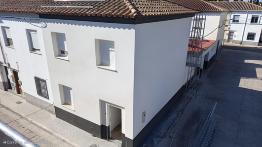 pla picat d'un edifici amb rehabilitació energètica